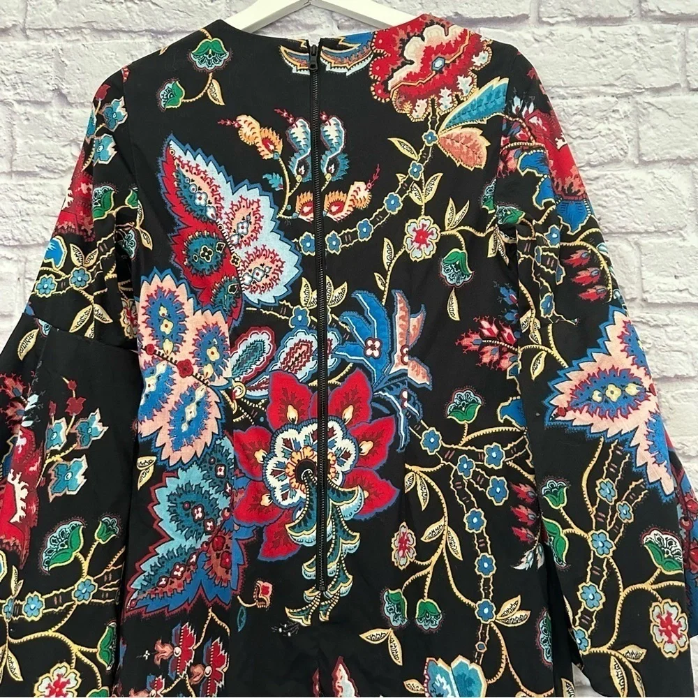 Alice + Olivia Thym Trumpet Sleeve Floral Dress - Picture 7 of 10
